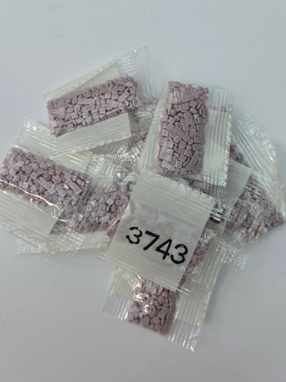 Diamond Painting Square Drills – DMC 3743 Very Light Antique Violet – 11 Packs