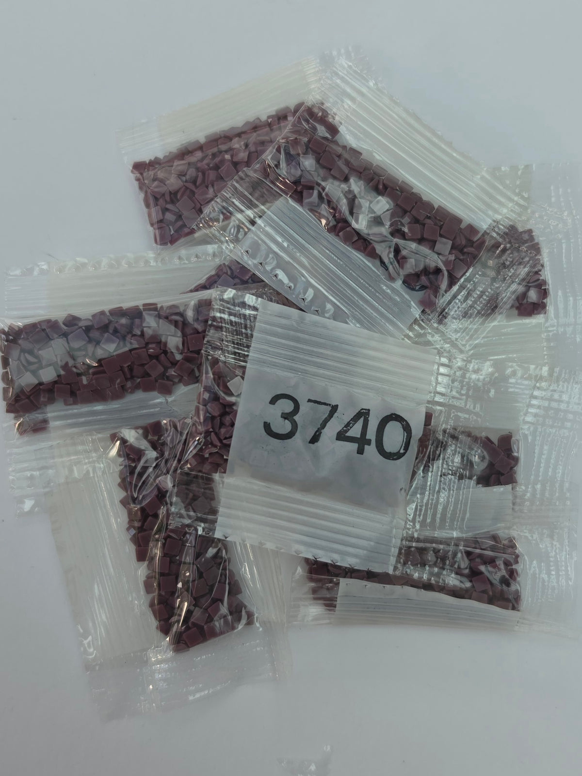 Diamond Painting Square Drills – DMC 3740 Dark Antique Violet – 11 Packs
