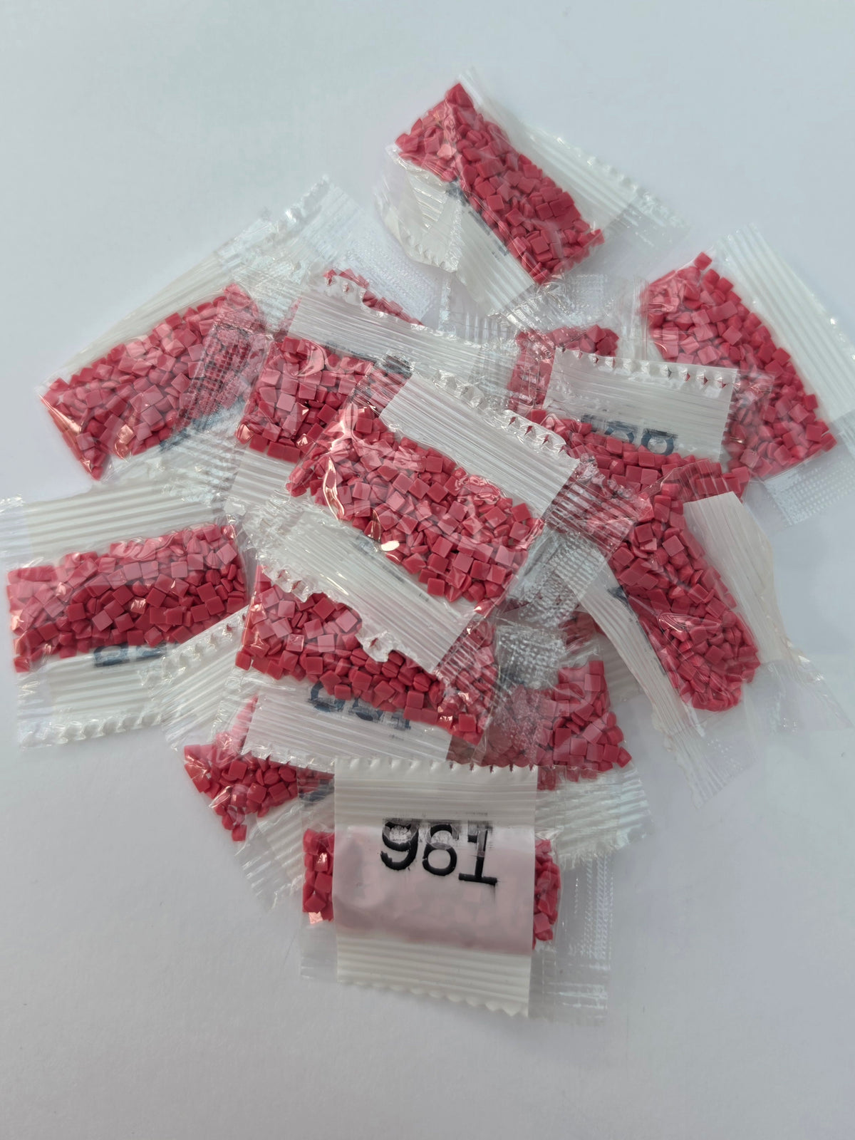 DMC 961 Dark Dusty Rose Square Diamond Painting Drills – 15 Packets