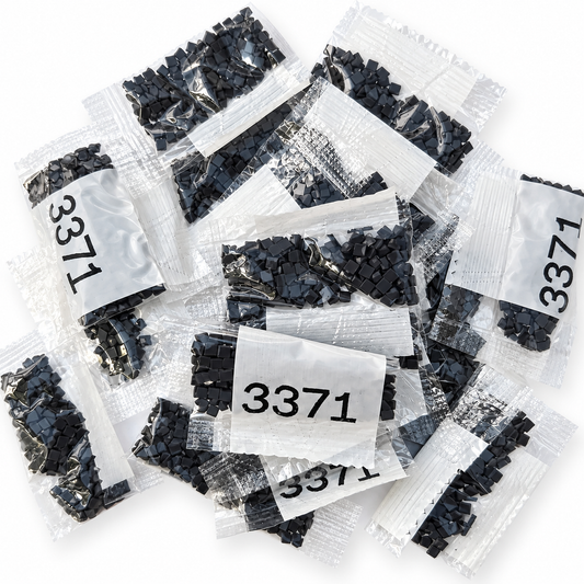 Diamond Painting Square Drills – DMC 3371 Black Brown – 17 Packets