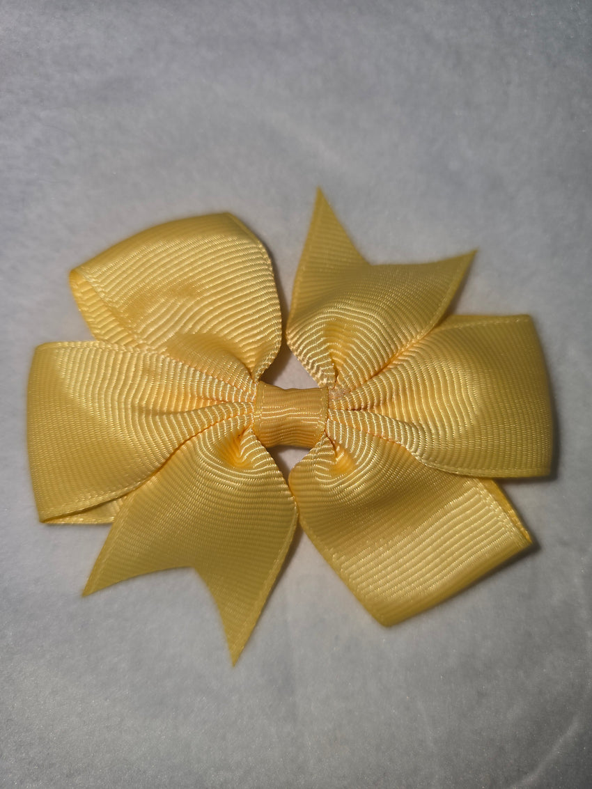 Small hair bows light colours