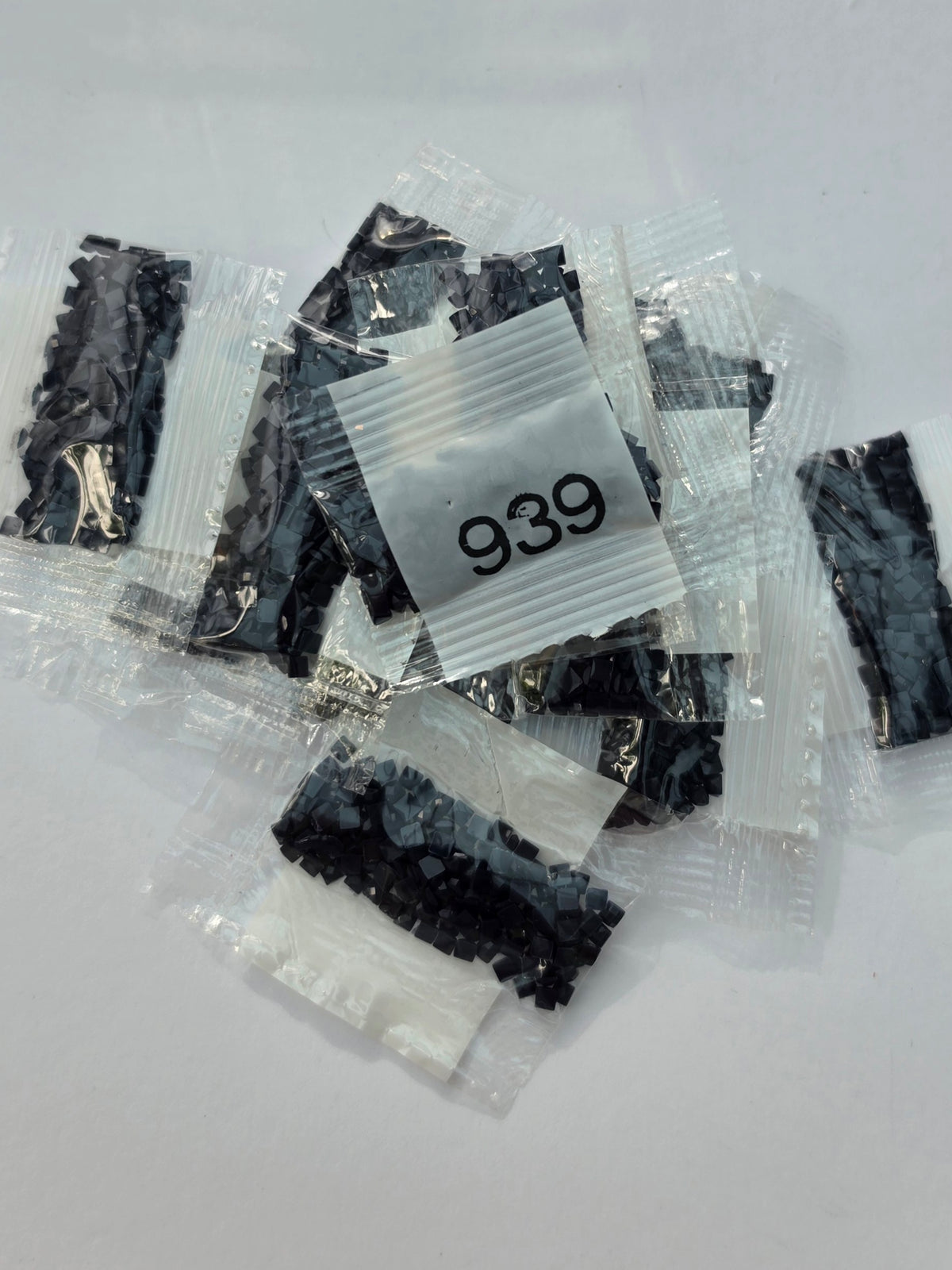 DMC 939 Very Dark Navy Blue Square Diamond Painting Drills – 14 Packets