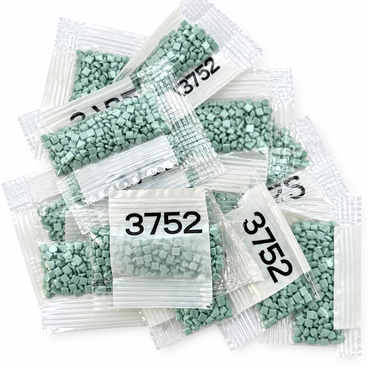 Diamond Painting Square Drills – DMC 3752 Antique Blue Very Light – 12 Packs