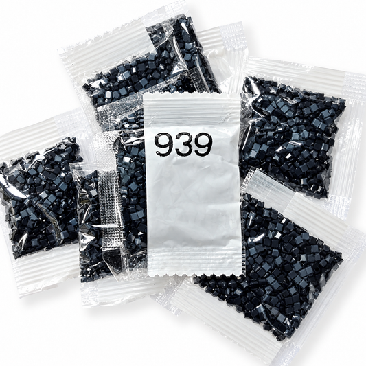 DMC 939 Very Dark Navy Blue Square Diamond Painting Drills – 7 Large Packets
