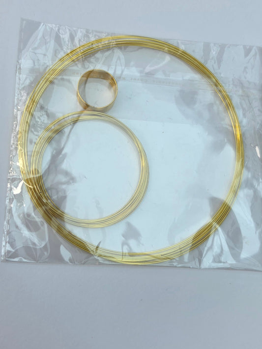 Gold Coloured Memory Wire – Necklace, Bracelet & Ring Sizes – Mixed Lot