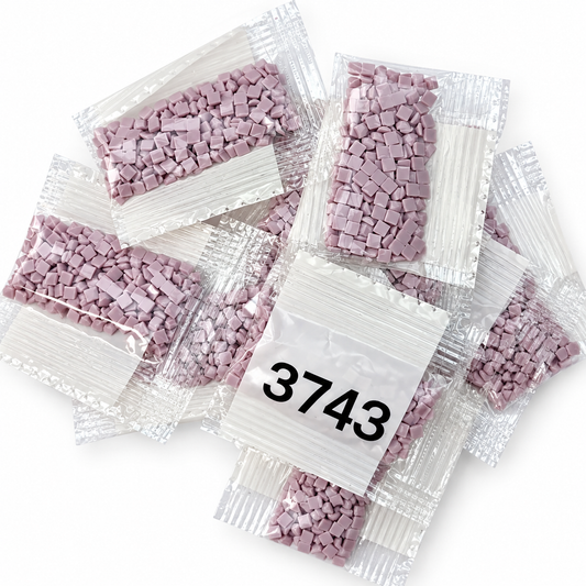 Diamond Painting Square Drills – DMC 3743 Very Light Antique Violet – 11 Packs