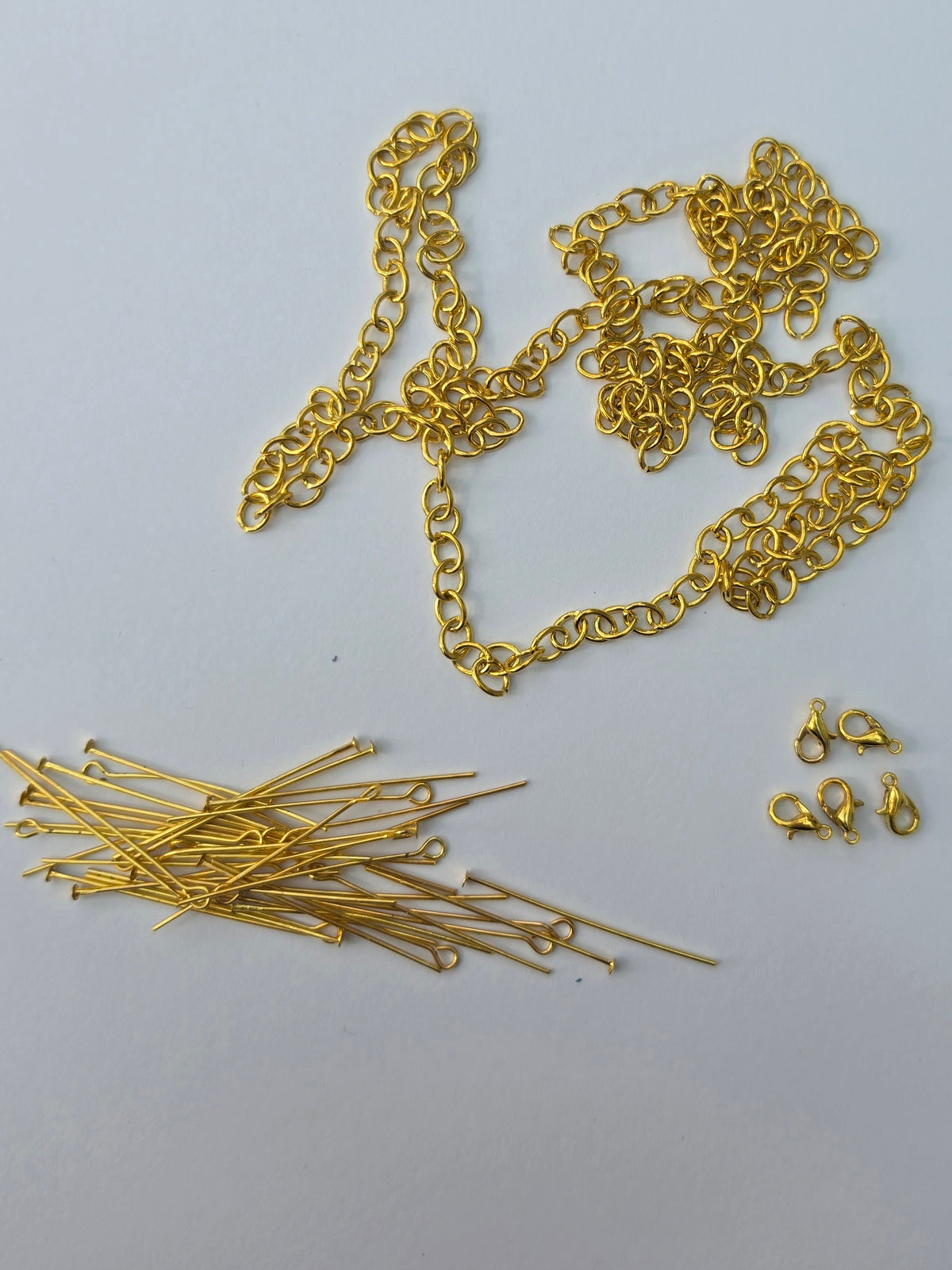 Gold Coloured Jewellery Findings – Chain, Pins & Lobster Clasps – Mixed Lot