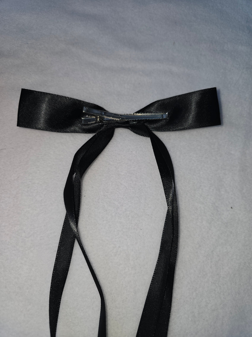 hair bow with long tails