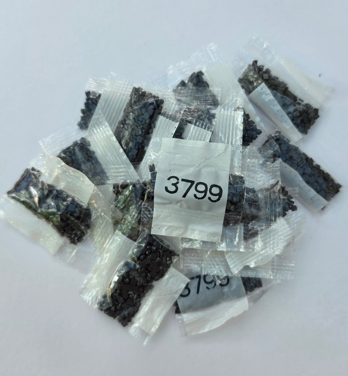 Diamond Painting Square Drills – DMC 3799 Very Dark Pewter Grey – 17 Packs