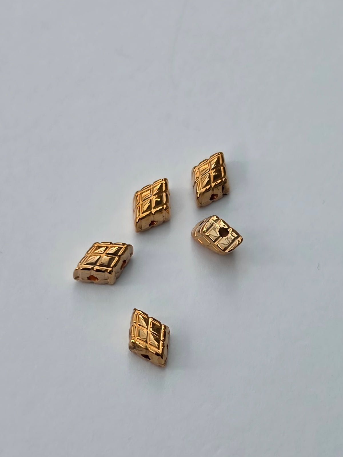 Gold Coloured Geometric Diamond Spacer Beads – 5 Pieces
